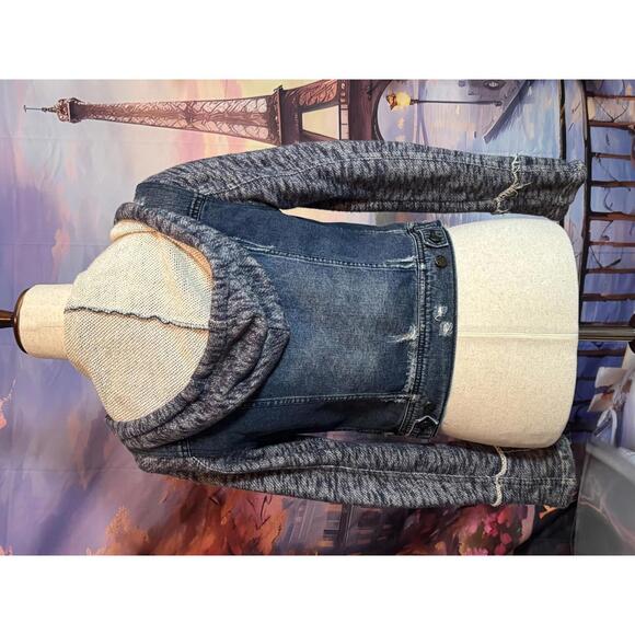 Free People Women's Denim Jacket with Knit Sleeves Size XS - Picture 3 of 4